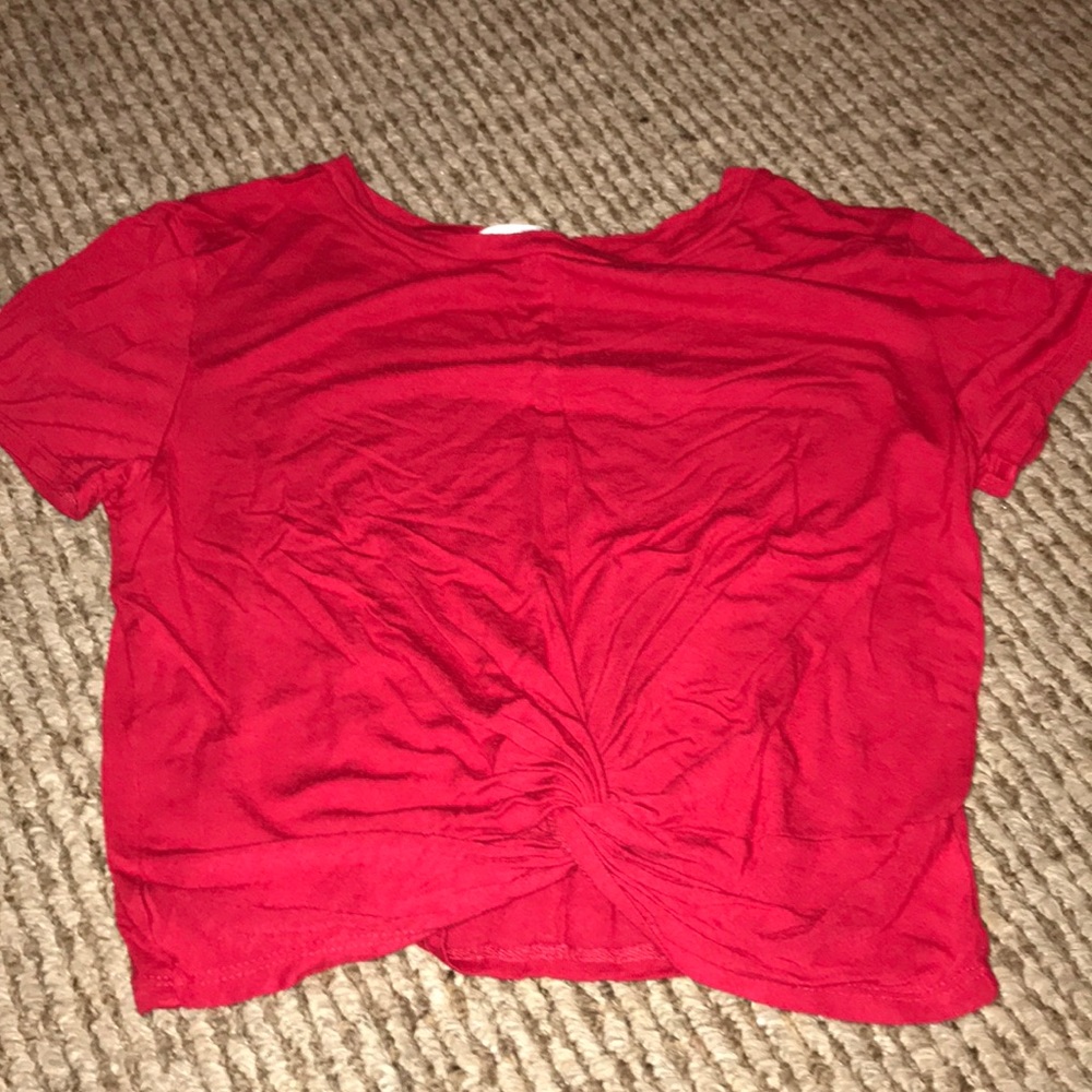 woman’s cropped top